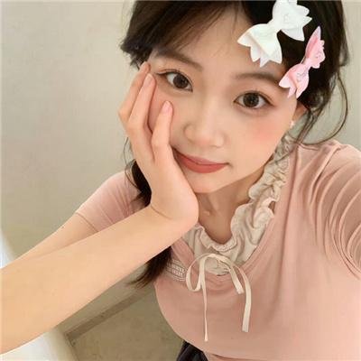 两个月亮